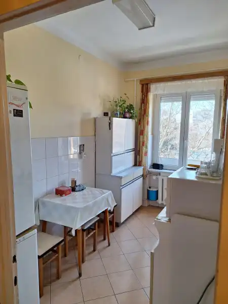 Eladó téglalakás, Dunaújváros 2 szoba 52 m² 32.5 M Ft